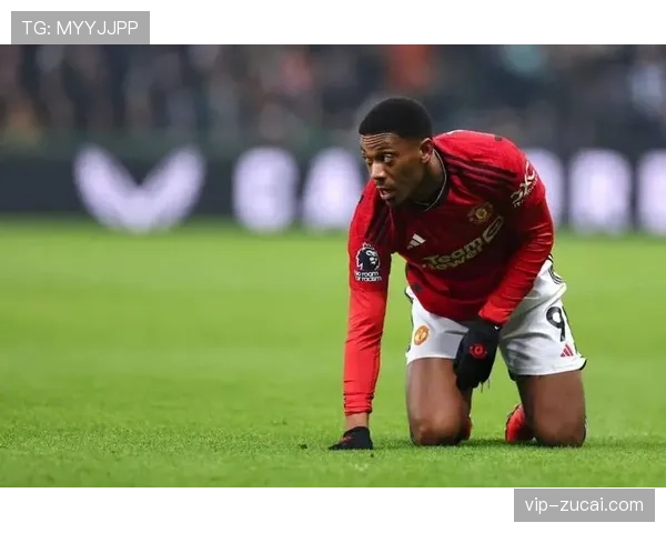 曼联弃将意甲逆袭重生单季造9球打脸高层引援决策